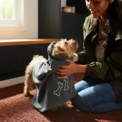 Frisco Embroidered Pawprint Microfiber Dog Bath Towel -Paws Joy Outlet Store 269029 PT4. AC SS1800 V1624553208