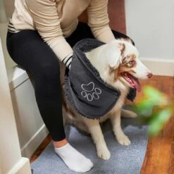 Frisco Microfiber Chenille Shammy Towel & Frisco Microfiber Chenille Paw Print Dog & Cat Mat, Dark Gray -Paws Joy Outlet Store 303468 PT4. AC SS1800 V1623067964