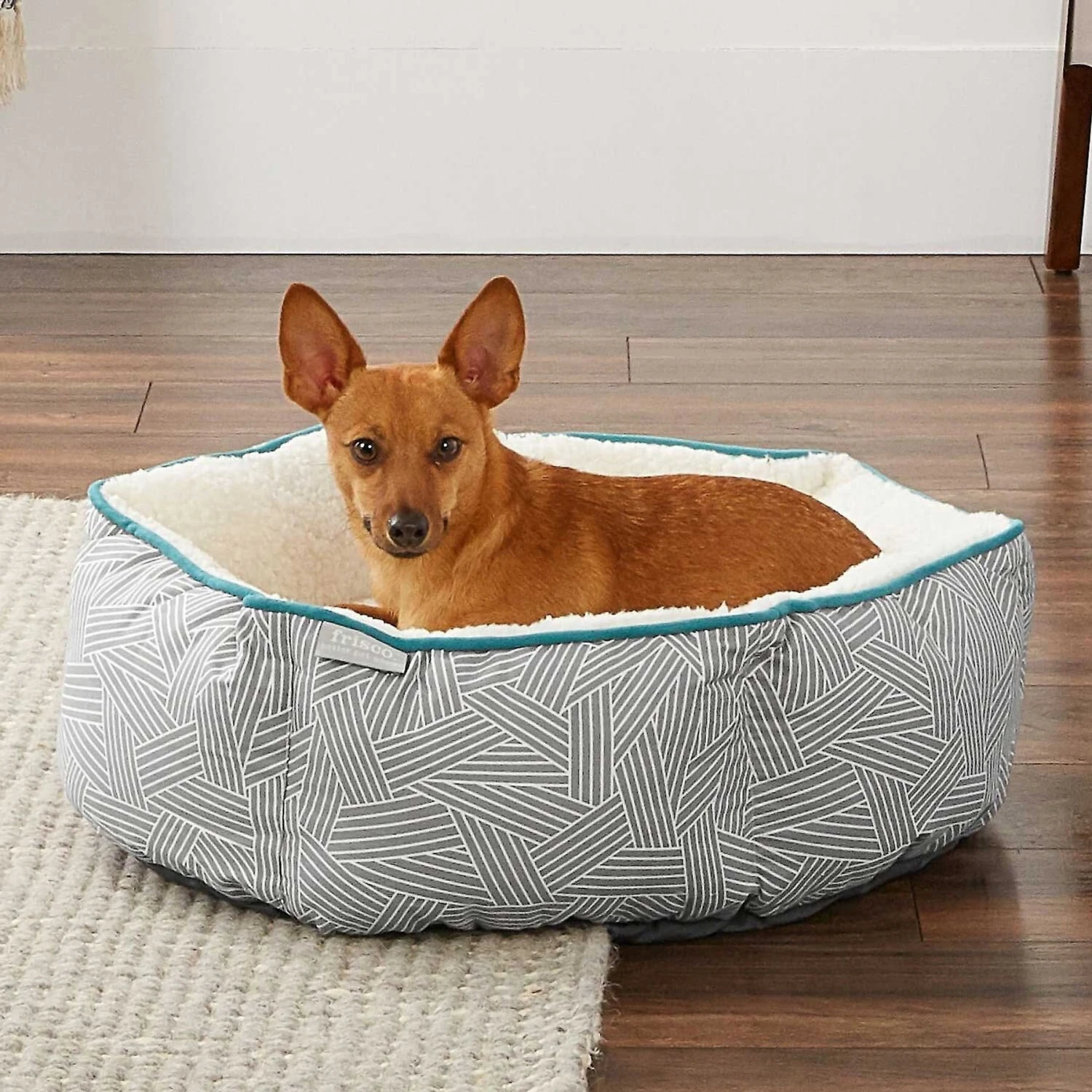 Frisco Sherpa Dog & Cat Blanket & Frisco Sherpa Hexagon Bolster Cat & Dog Bed 8 Frisco Sherpa Dog & Cat Blanket & Frisco Sherpa Hexagon Bolster Cat & Dog Bed - Image 8