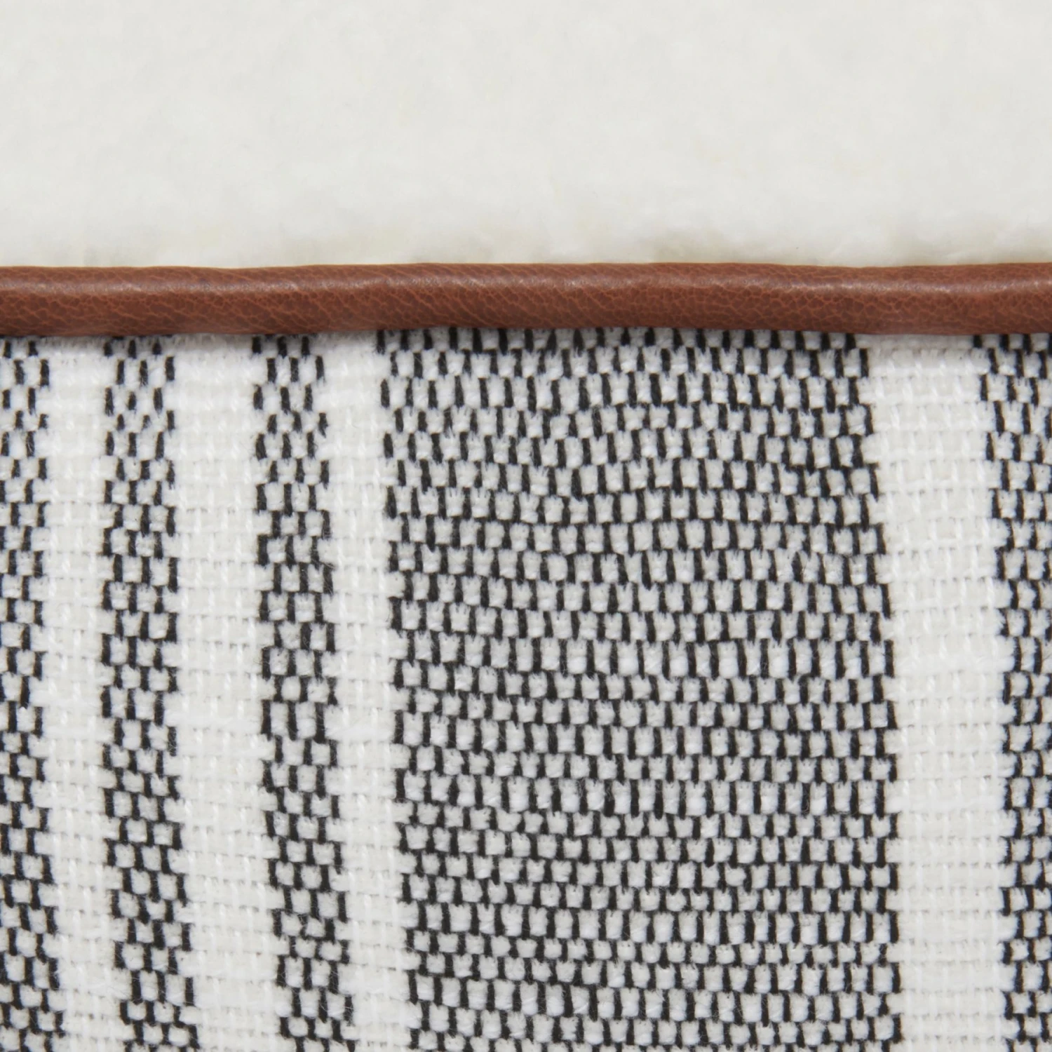 Frisco Farmhouse Double Bolster Dog & Cat Cuddler 4 Frisco Farmhouse Double Bolster Dog & Cat Cuddler - Image 4