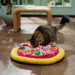 Frisco Pizza Reversible Snuffle Mat, Yellow, Medium 9 Frisco Pizza Reversible Snuffle Mat, Yellow, Medium -Paws Joy Outlet Store 363398 PT3. AC SS1800 V1660750517